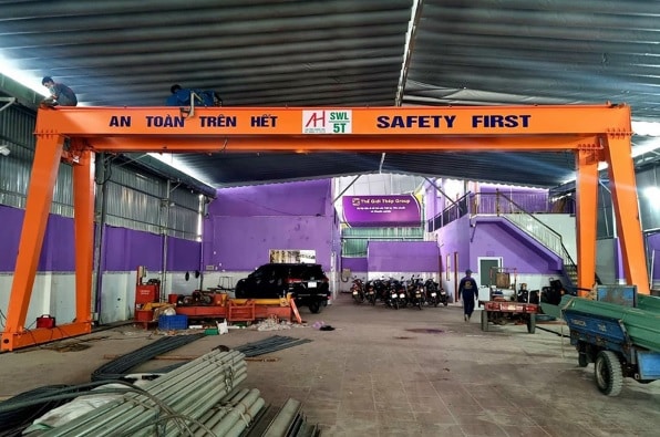 Cầu trục hình 1