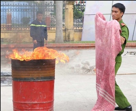 Phòng cháy chữa cháy 3