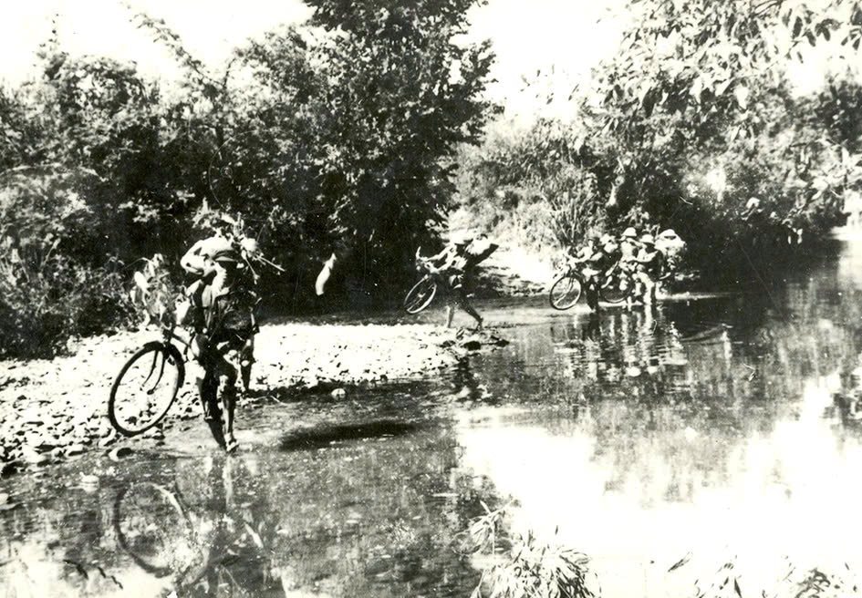 bưu điện hình 1